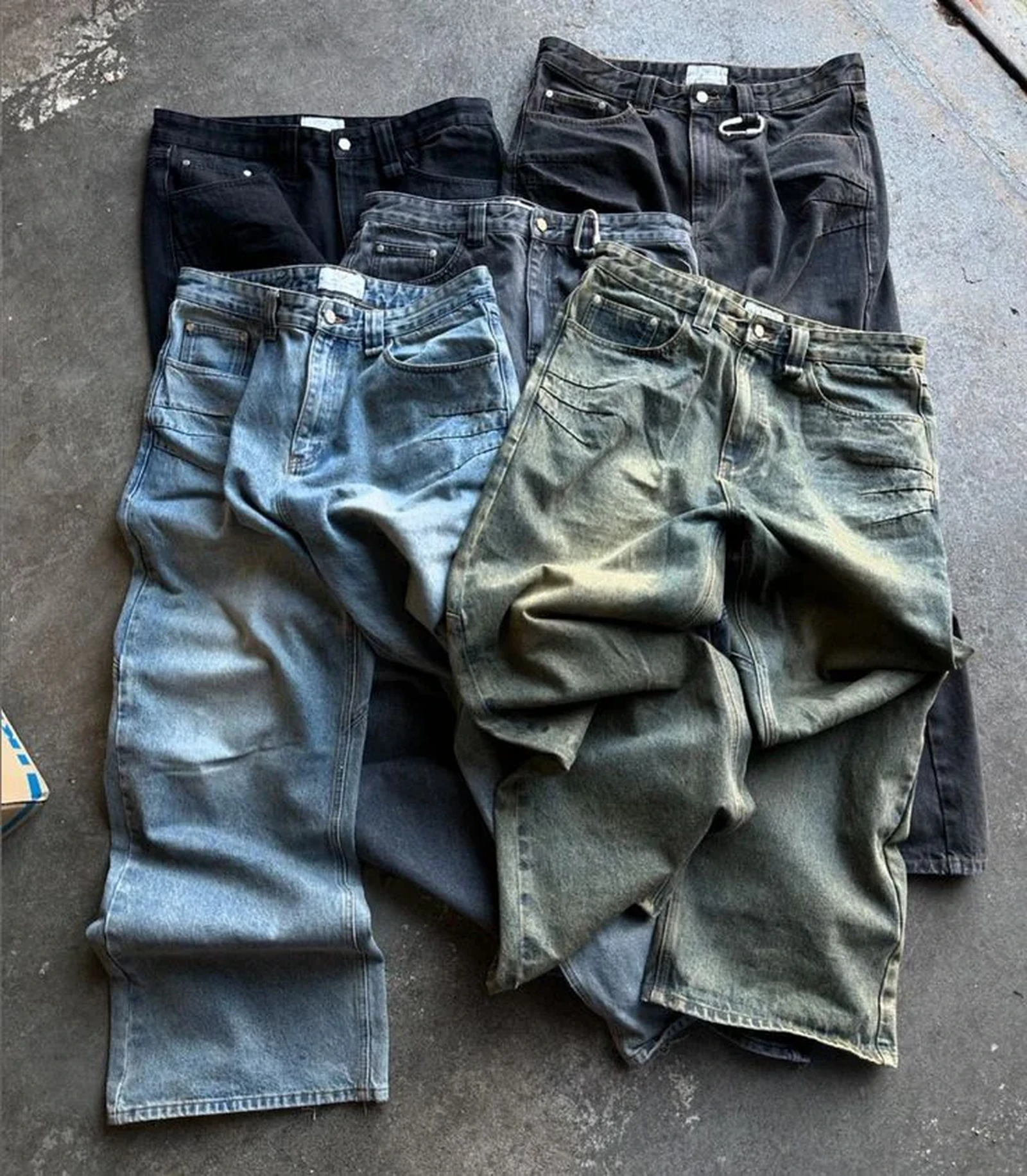 Vintage & Baggy Jeans thumbnail 3